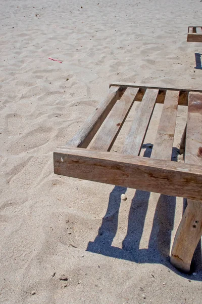 Wooden Sun Lounger Chair Sunbathing Beach — Stock Photo, Image