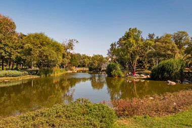 Bahçeşhir, İstanbul, Hindi-Ağustos 2.20.bahçeşhir modern mimarisi ve binaları, yeşil doğa ve parklarıyla