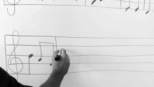 Profesor Música Escribe Notas Tablero Enseña Notas — Vídeos de Stock