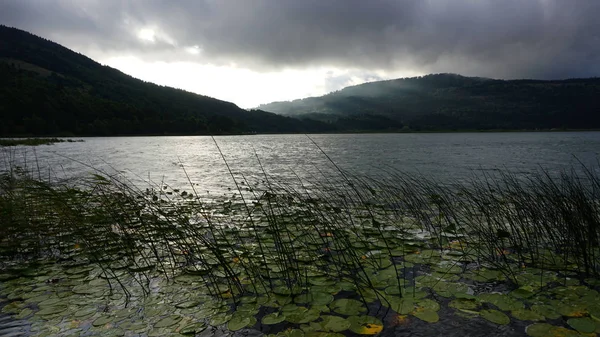アブサン湖 トルコのボルーとアブサン自然湖 — ストック写真