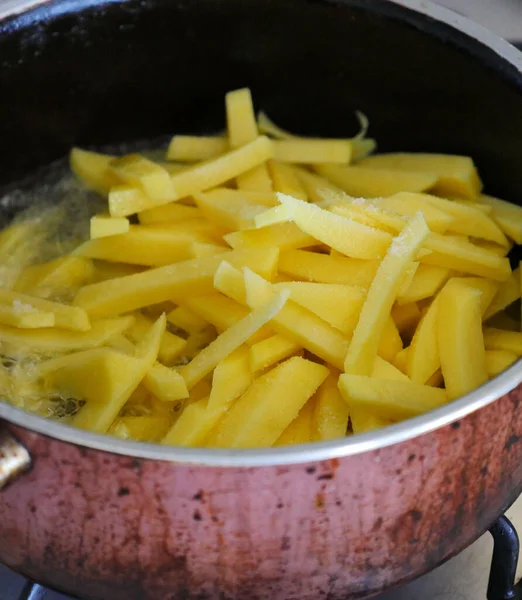 Batatas Fatiadas Fritas Panela Batatas Fritas Para Café Manhã Pela — Fotografia de Stock