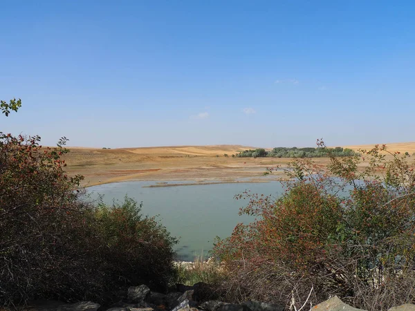 Lagos Con Niveles Reducidos Agua Verano Calentamiento Global Sequía —  Fotos de Stock