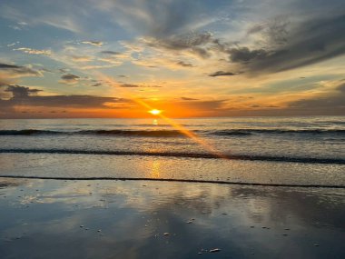 Sabahları deniz ve sahil