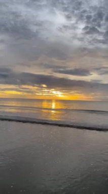  Sabahları deniz ve sahil