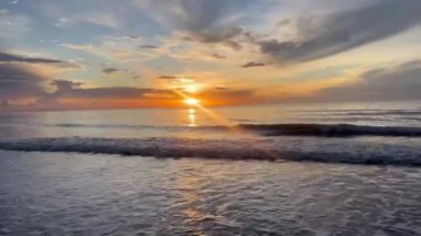  Sabahları deniz ve sahil