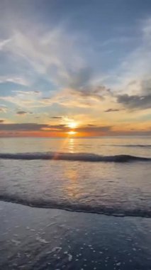  Sabahları deniz ve sahil