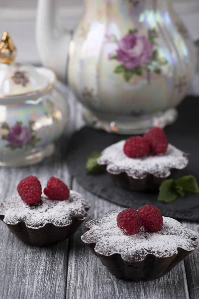 Raspberries Cake Dessert Tea Spoon Teapot Table — Stock Photo, Image