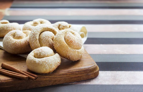 Galletas de azúcar de caracol con canela —  Fotos de Stock