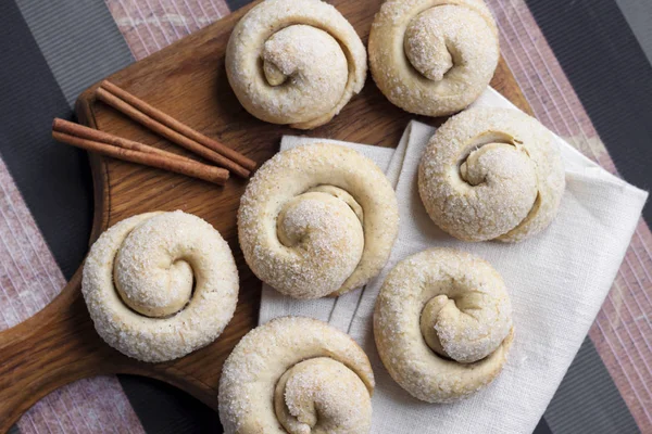 Biscoitos de açúcar de caracol com canela — Fotografia de Stock