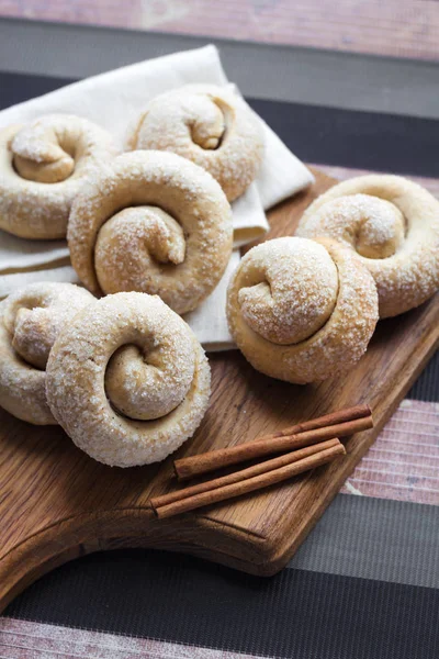 Galletas de azúcar de caracol con canela —  Fotos de Stock