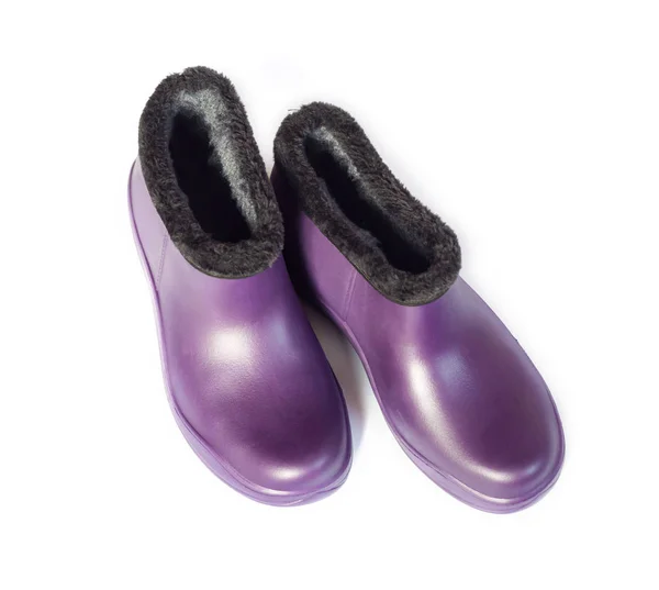 白い背景で隔離の紫ゴム絶縁長靴 — ストック写真