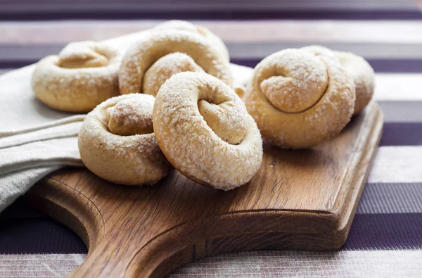 Biscuits au sucre d'escargot à la cannelle — Photo