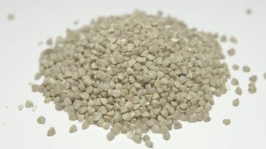 beyaz arkaplanda karabuğday