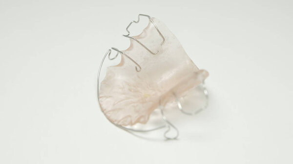 Ортодонтическая пластина для зубов высокого качества
