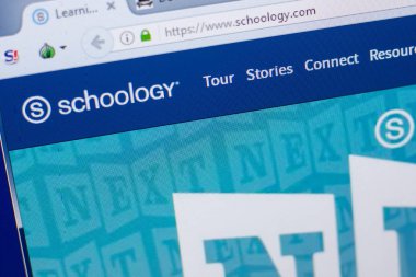 Ryazan, Rusya - 13 Mayıs 2018: Schoology Web sitesi Pc, url - Schoology.com görüntüleme
