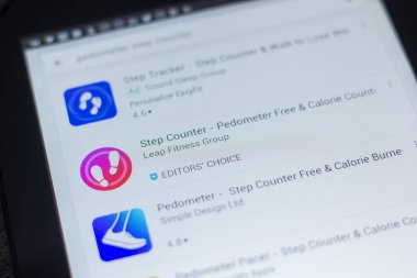 Ryazan, Rusya - 16 Mayıs 2018: Adım Counter app simgesi veya logosu mobil uygulamalar listesi