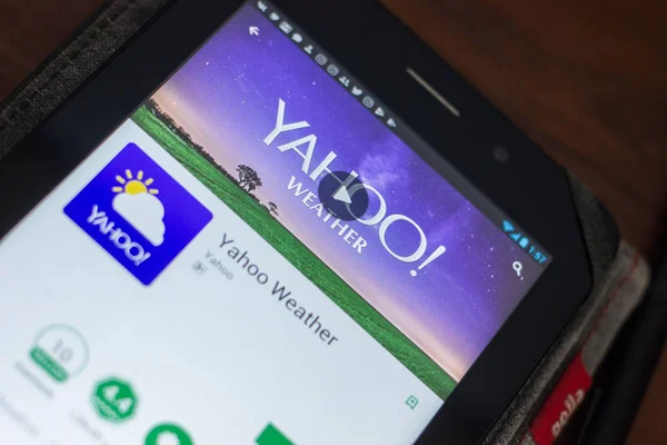 Ryazan Rusya Mayıs 2018 Yahoo Weather Mobil Uygulaması Tablet Ekranda — Stok fotoğraf