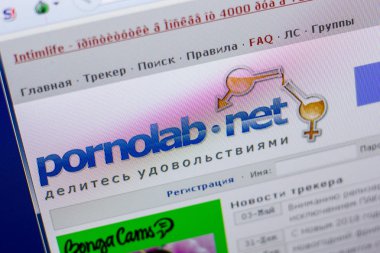 Ryazan, Rusya - 20 Mayıs 2018: Pornolab ana web sitesi Pc, url - Pornolab.net görüntüleme
