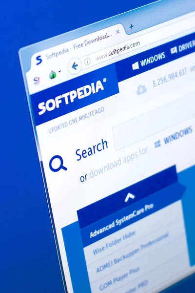 Ryazan สเซ นาคม 2018 าแรกของเว บไซต Softpedia บนจอแสดงผลของพ Softpedia Com — ภาพถ่ายสต็อก