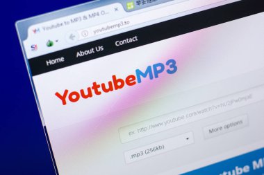 Ryazan, Rusya - 27 Mayıs 2018: Youtubemp3 ana web sitesi Pc, url - Youtubemp3.to görüntüleme