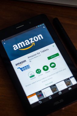Ryazan, Rusya Federasyonu - 21 Mart 2018 - Amazon mobil uygulaması Tablet Pc ekranda