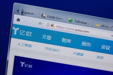 Ryazan, Rusya - 16 Haziran 2018: Iyiou ana web sitesi Pc, url - Iyiou.com görüntüleme
