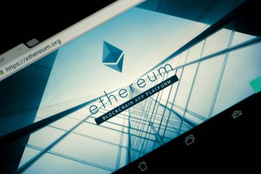 Ryazan, Rusya Federasyonu - 29 Mart 2018 - Ethereum ana cryptocurrency Tablet Pc bir ekranda