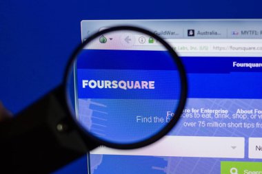 Ryazan, Rusya - 17 Haziran 2018: Oturaklı ana web sitesi Pc, url - Foursquare.com görüntüleme