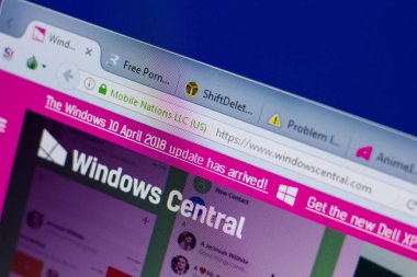 Ryazan, Rusya - 17 Haziran 2018: Windowscentral ana web sitesi Pc, url - Windowscentral.com görüntüleme