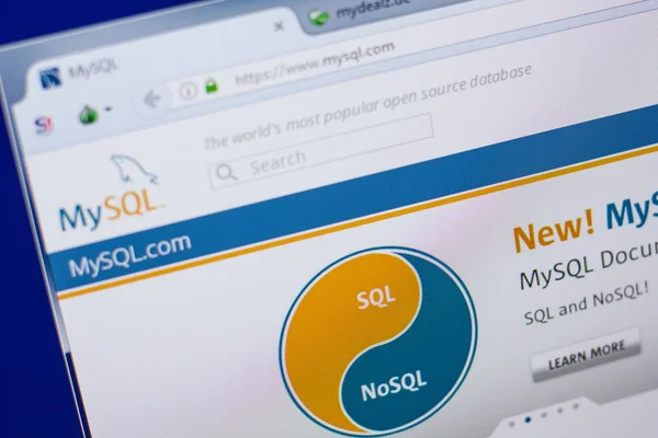 俄罗斯 2018年6月17日 Mysql 网站主页上显示的 Mysql Com — 图库照片