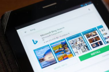 Ryazan, Rusya - 24 Haziran 2018: Microsoft Bing arama simgesi üzerinde mobil uygulamalar listesi