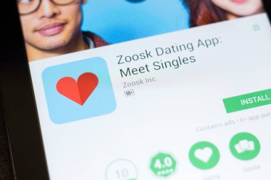 Ryazan, Rusya - 24 Haziran 2018: Zoosk Dating - Tablet Pc ekranda hareket eden app karşılamak Singles