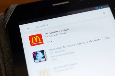 Ryazan, Rusya - 24 Haziran 2018: Mcdonalds Rusya simgesi üzerinde mobil uygulamalar listesi
