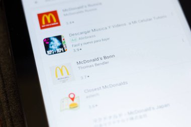 Ryazan, Rusya - 24 Haziran 2018: Mcdonalds Bonn simgesi üzerinde mobil uygulamalar listesi