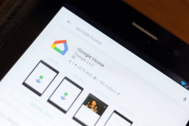 Ryazan, Rusya - 24 Haziran 2018: Google Ana sayfa simgesi üzerinde mobil uygulamalar listesi