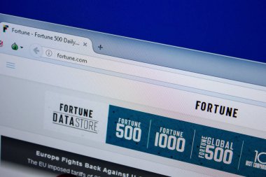 Ryazan, Rusya - 26 Haziran 2018: Servet ana web sitesi Pc. Url - Fortune.com görüntüleme