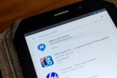 Ryazan, Rusya - 03 Temmuz 2018: Sonraki kilit ekran mobil uygulaması Tablet Pc ekranda