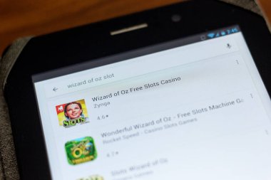 Ryazan, Rusya - 03 Temmuz 2018: Sihirbazı'nın Oz ücretsiz slot Casino mobil uygulaması Tablet Pc ekranda