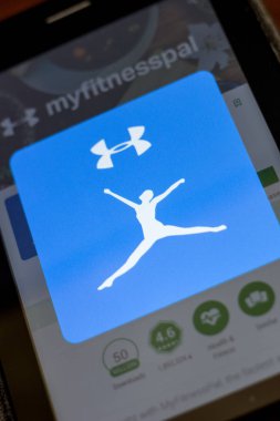 Ryazan, Rusya - 03 Temmuz 2018: Kalori sayacı - Myfitnesspal mobil app Logo üstünde belgili tanımlık göstermek cep telefonu
