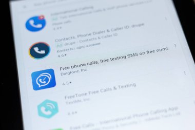 Ryazan, Rusya Federasyonu - 03 Temmuz 2018: telefon, mesaj Sms ücretsiz numara telefon app Tablet Pc ekranda boş