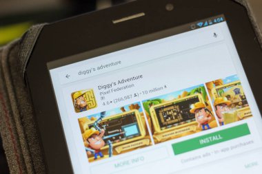 Ryazan, Rusya Federasyonu - 03 Temmuz 2018: Macera mobil uygulaması Tablet Pc ekranda Diggy
