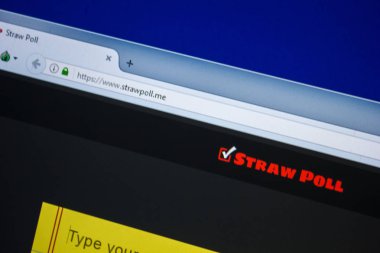 Ryazan, Rusya - 24 Temmuz 2018: Strawpoll ana web sitesi Pc. Url - Strawpoll.me görüntüleme 