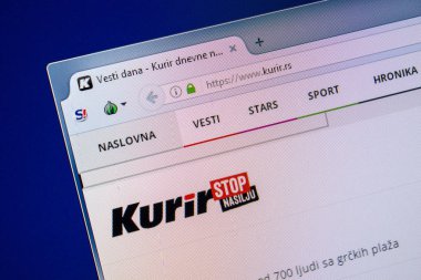 Ryazan, Rusya - 24 Temmuz 2018: Kurir ana web sitesi Pc. Url - Kurir.rs görüntüleme 