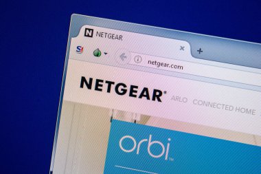 Ryazan, Rusya - 25 Temmuz 2018: Netgear ana web sitesi Pc. Url - Netgear.com görüntüleme 