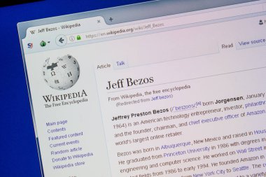 Ryazan, Rusya - 09 Temmuz 2018: Sayfa wikipedia Jeff Bezos hakkında