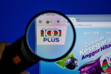 Ryazan, Rusya - 11 Temmuz 2018: 100plus.com.my web sitesi Pc ekranda