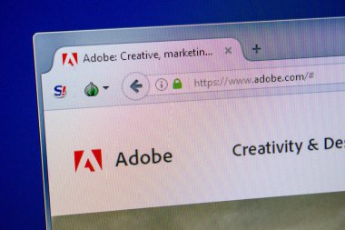 Ryazan, Rusya - 11 Temmuz 2018: Adobe.com adresindeki Web sitesi Pc ekranda