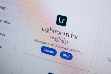 Ryazan, Rusya - 11 Temmuz 2018: Adobe Lightroom Adobe resmi web sitesi üzerinde hareket eden, yazılım logosunu
