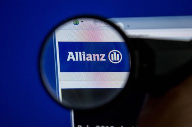 Ryazan, Rusya - 11 Temmuz 2018: Allianz.com Web sitesi Pc ekranda