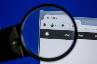 Ryazan, Rusya - 11 Temmuz 2018: Apple.com Web sitesi Pc ekranda